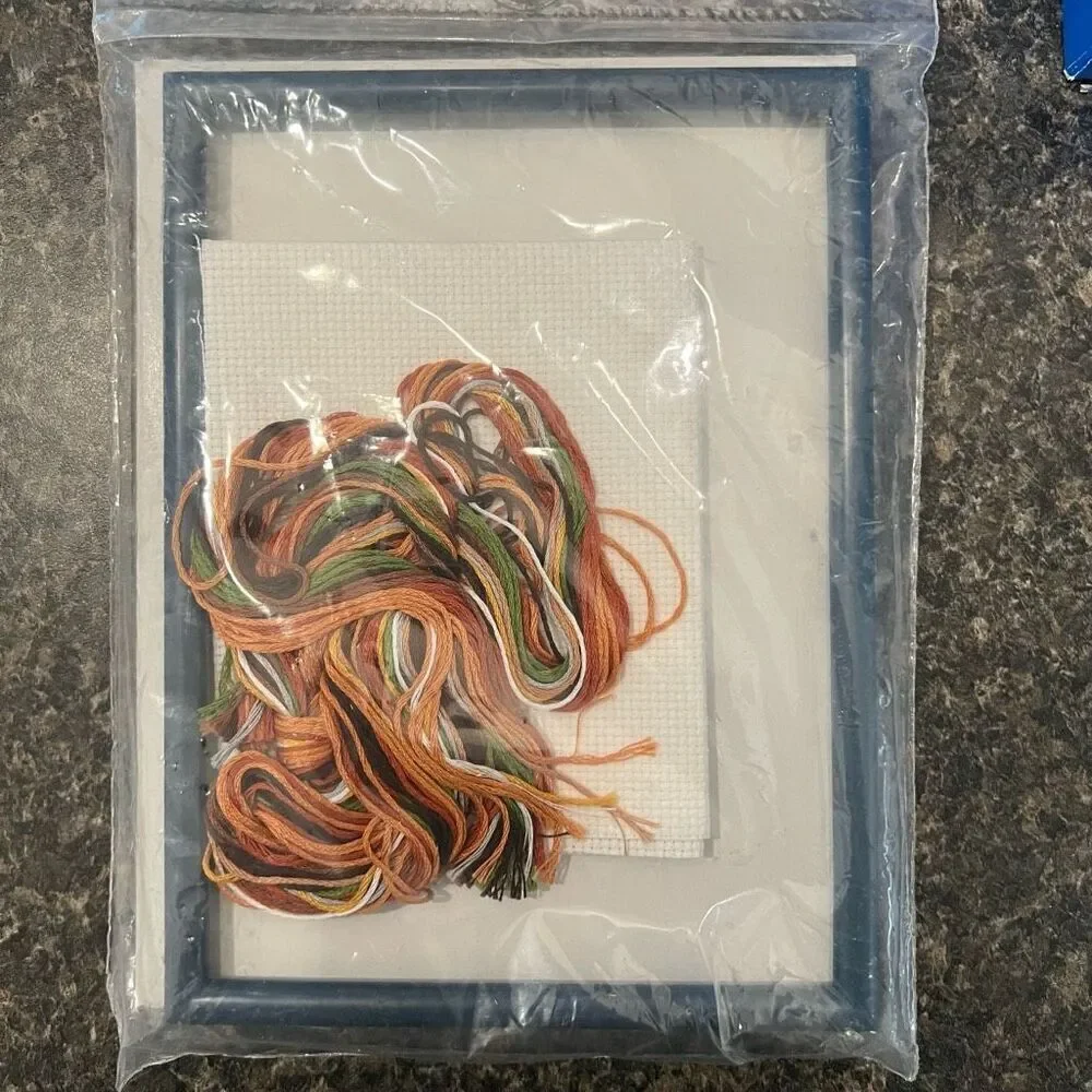 Vintage Golden Bee Tiger Cross Stitch Kit